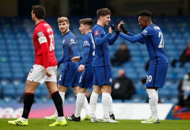 周定洋赛后采访中谈到续约时声音哽咽：我将球队视作我的生命